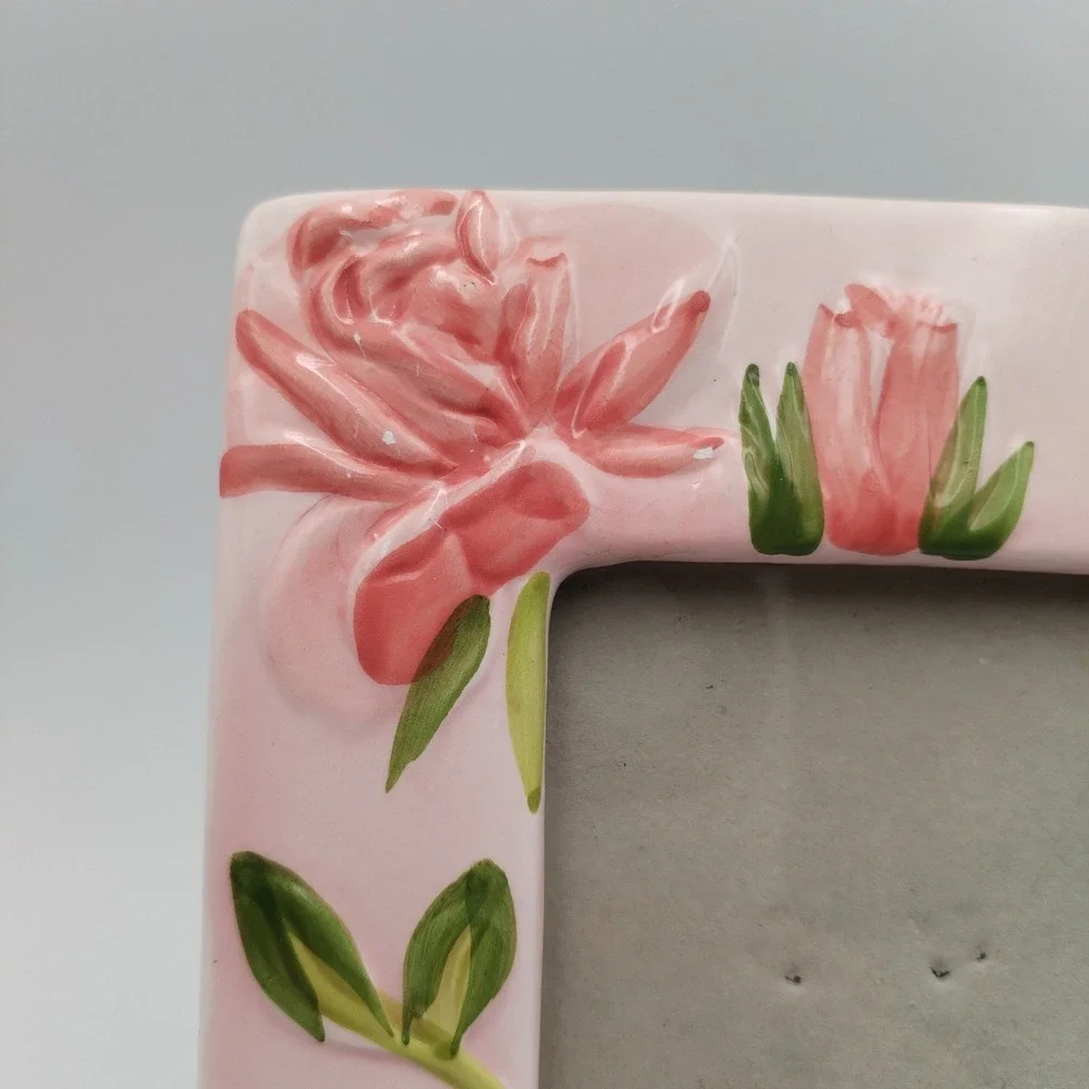 Pink Porcelain Picture Frame with Pink‎ Roses 3.5